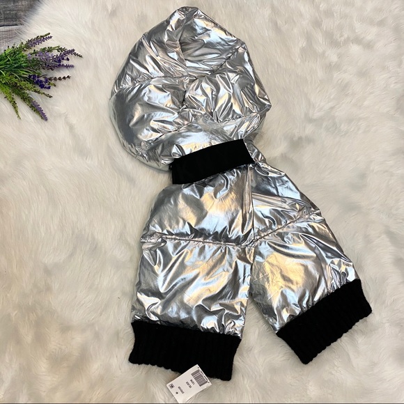 NEW DKNY Silver Quilted Puffer Scarf - Picture 5 of 6